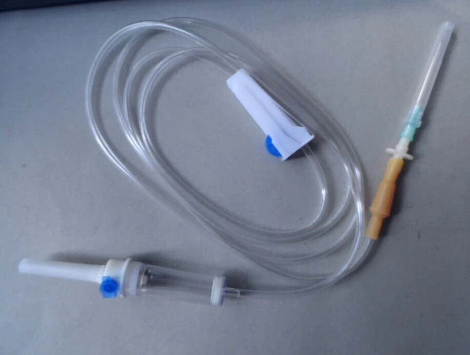 Disposable IV Giving Infusion Set with Needle or Scalp Vein